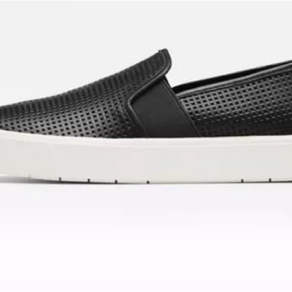 Vince - Women’s Perforated Leather Blair Sneaker (black - size 6) - Picture 6 of 7